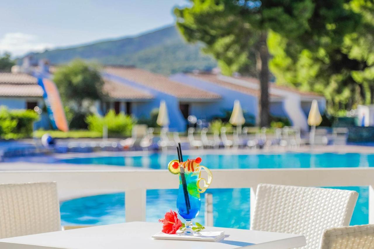 Villaggio Li Cucutti Agrustos Exterior photo